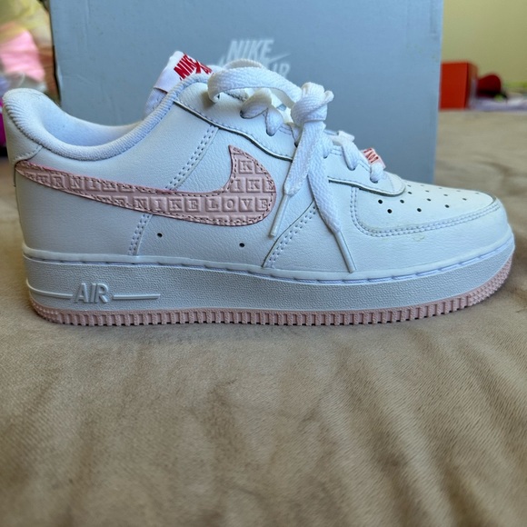 Women’s Air Force 1 ‘07 VD - Picture 2 of 4